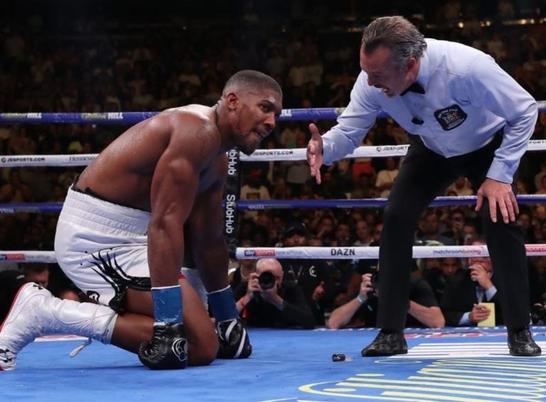 Un « léger revers » pour Anthony Joshua